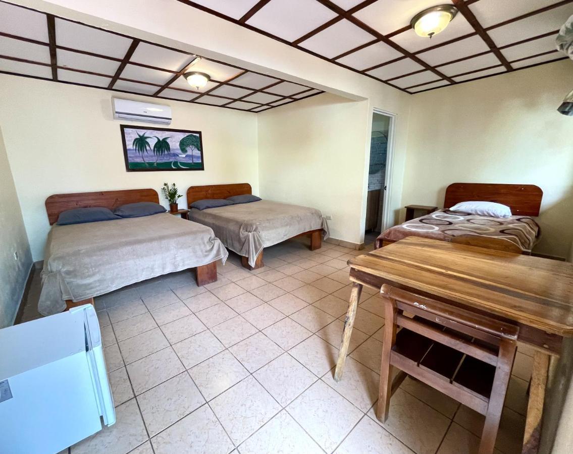 Hotel cápsula Brisa Del Mar Playa Hermosa (Puntarenas)